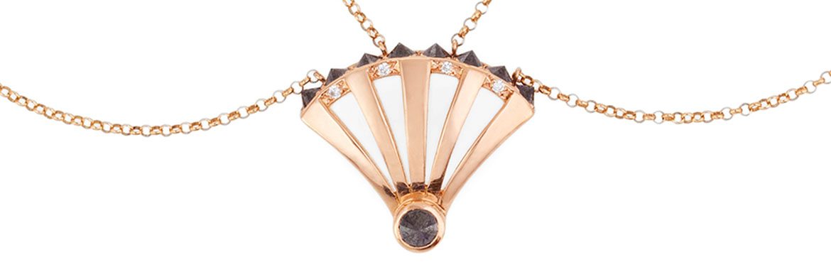 De l'importance des bijoux et comment les porter - Ana-Katarina Vinkler-Petrovic - Sumerian Inverted Black Diamond Necklace - Elvisa JASAK - Paris